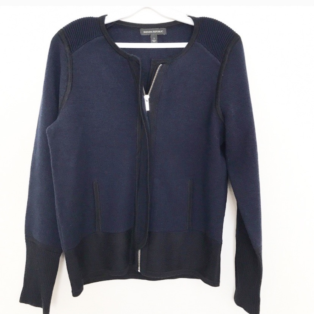Banana Republic Navy blue Sweater